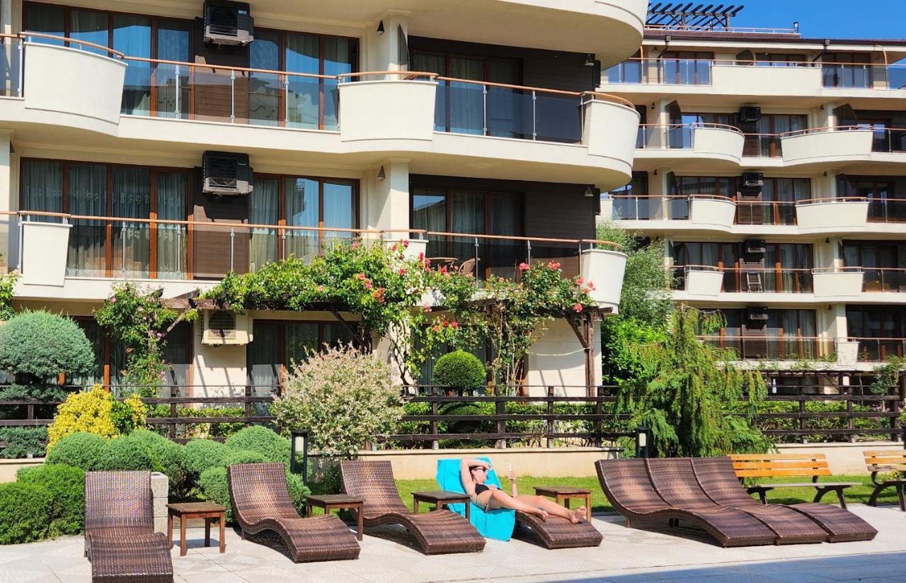 Beach View Apartment Shkorpilovtsi Eksteriør billede